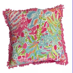 Lilly Pulitzer Indoor / Outdoor Throw Pillow – 18” x 18”